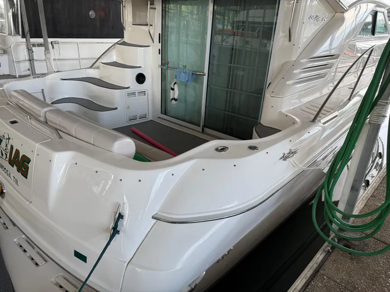 Slide: The Image of Sea Ray 400 Sedan Bridge 1999 - 54