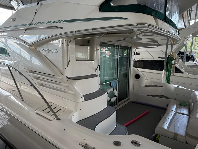 Slide: The Image of Sea Ray 400 Sedan Bridge 1999 - 63