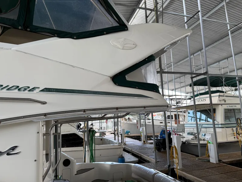 Slide: The Image of Sea Ray 400 Sedan Bridge 1999 - 65