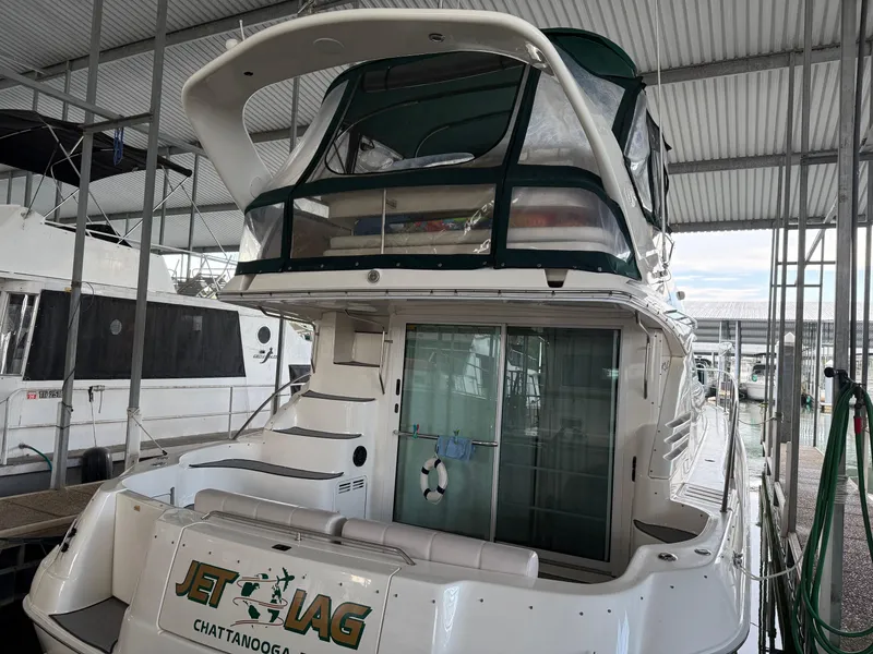 Slide: The Image of Sea Ray 400 Sedan Bridge 1999 - 70