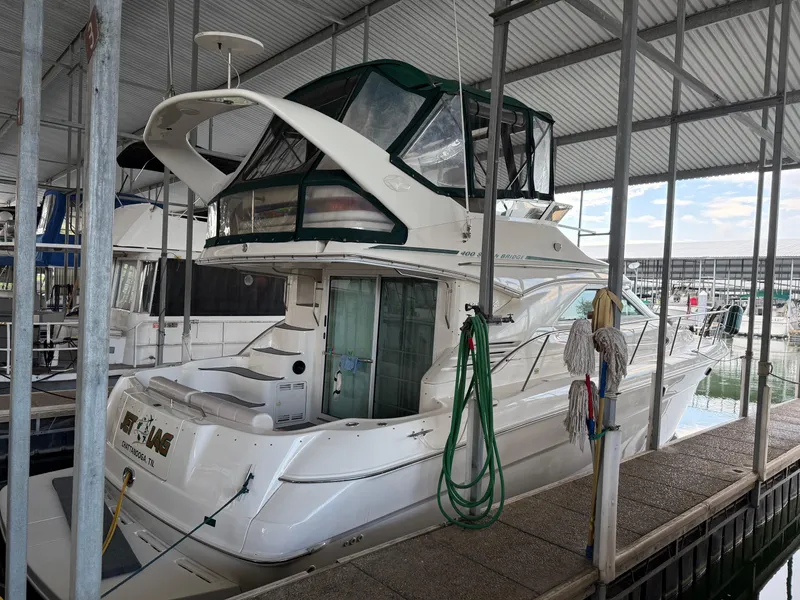 Slide: The Image of Sea Ray 400 Sedan Bridge 1999 - 71