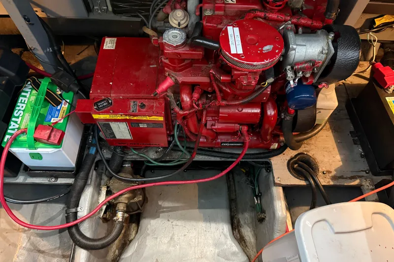 Slide: The Image of Sea Ray 400 Sedan Bridge 1999 - 72