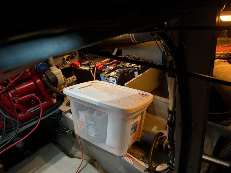 Slide: The Image of Sea Ray 400 Sedan Bridge 1999 - 77