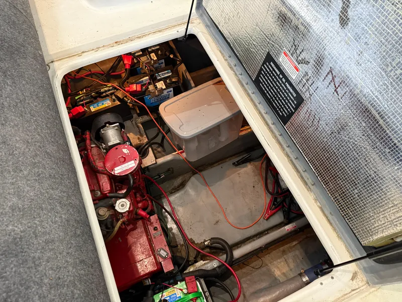 Slide: The Image of Sea Ray 400 Sedan Bridge 1999 - 80