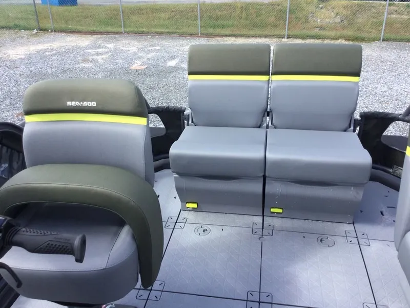 Slide: The Image of Sea-Doo Switch Fish 18 2025 - 10