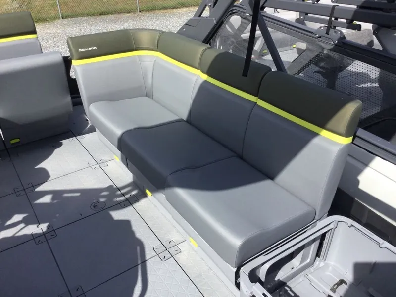 Slide: The Image of Sea-Doo Switch Fish 18 2025 - 4