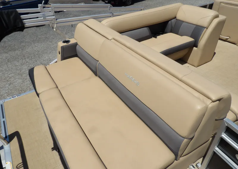 Slide: The Image of Harris 230 2022 - 18