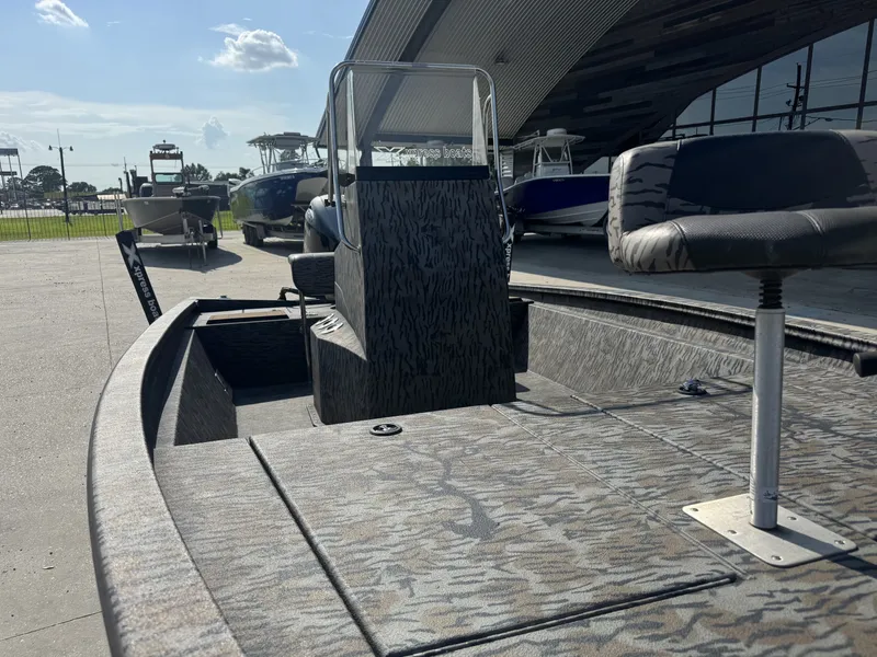 Slide: The Image of Xpress H190B 2023 - 14