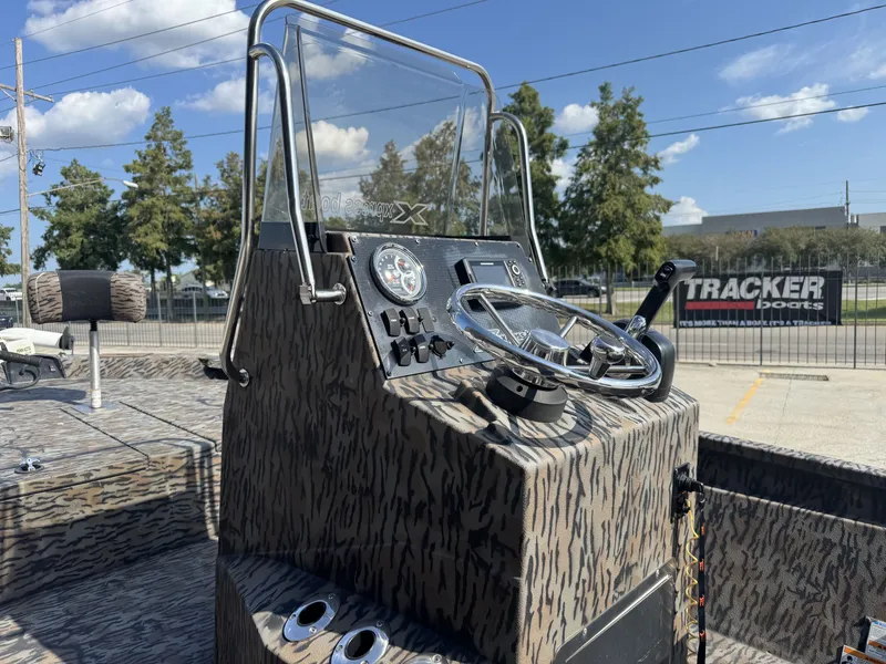 Slide: The Image of Xpress H190B 2023 - 8