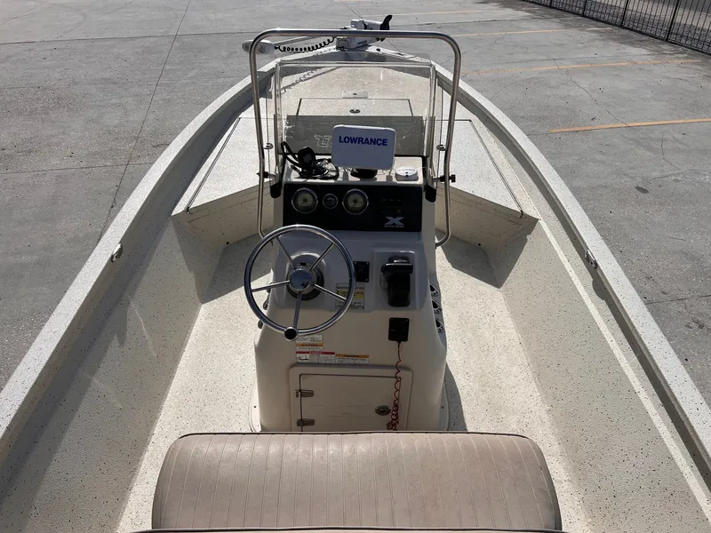 Slide: The Image of Xpress Hyper-Lift Bay Series H22B 2017 - 4