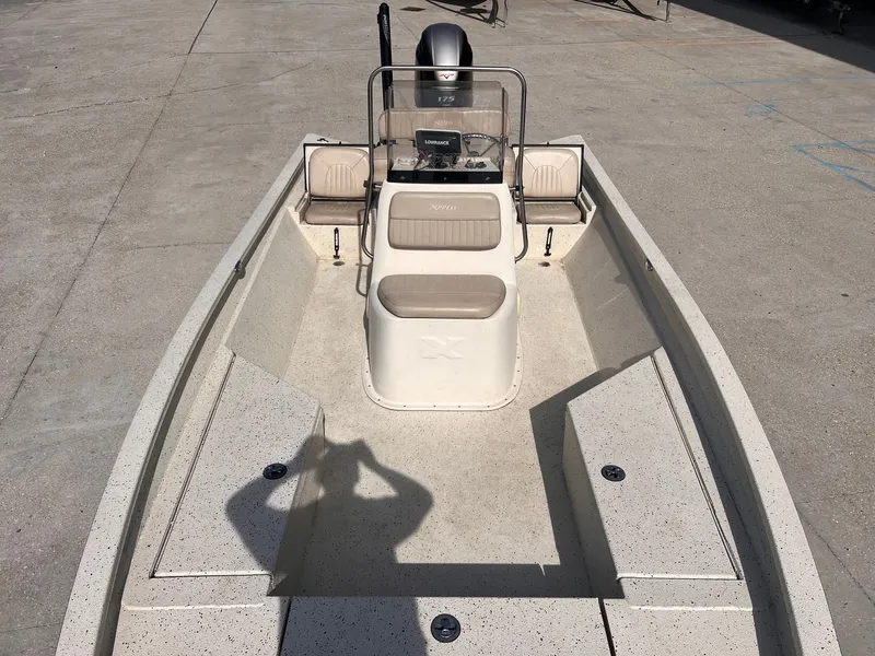 Slide: The Image of Xpress Hyper-Lift Bay Series H22B 2017 - 6