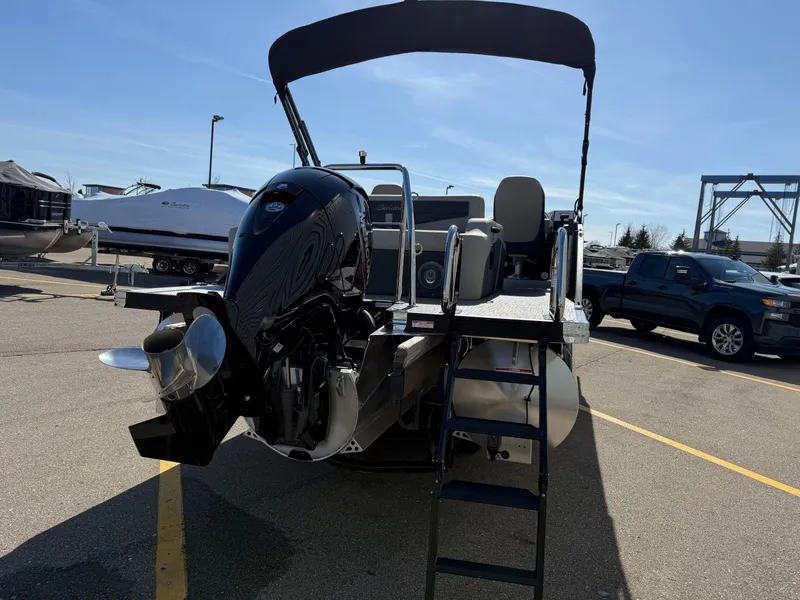 Slide: The Image of Barletta Cabrio 22UC 2025 - 4