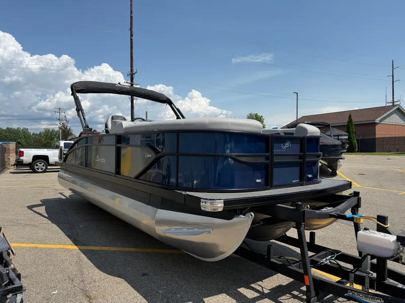 Slide: The Image of Barletta Cabrio 22UC 2025 - 5