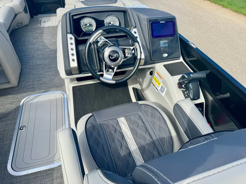 Slide: The Image of Barletta Lusso 25M 2025 - 12