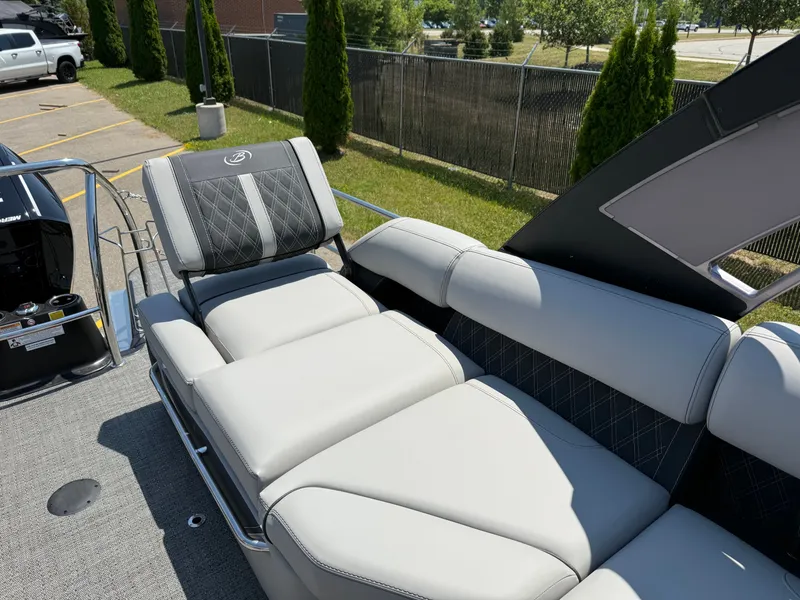 Slide: The Image of Barletta Lusso 25MA 2025 - 10