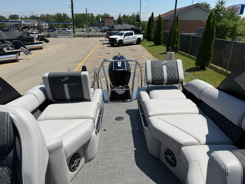 Slide: The Image of Barletta Lusso 25MA 2025 - 12