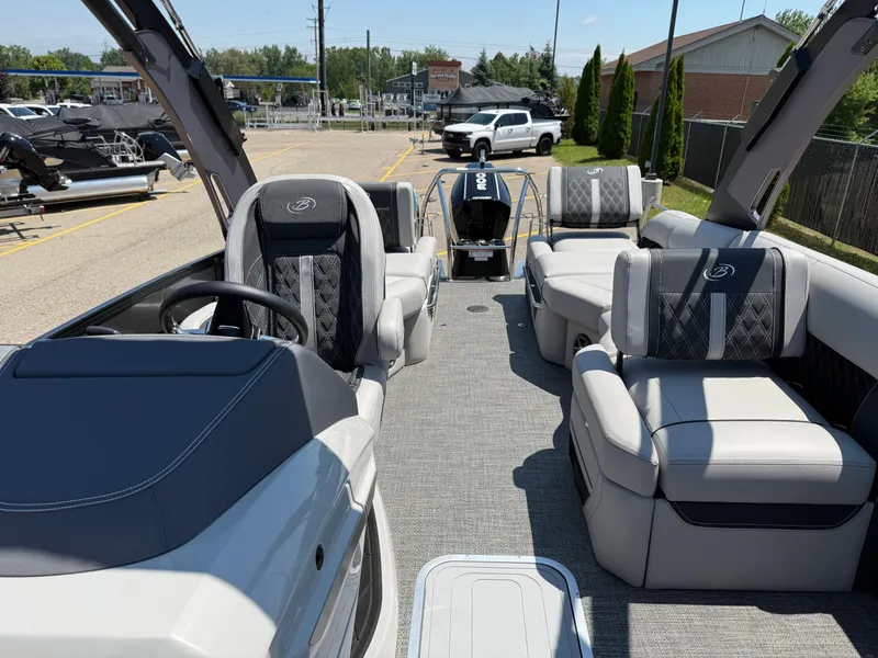 Slide: The Image of Barletta Lusso 25MA 2025 - 16