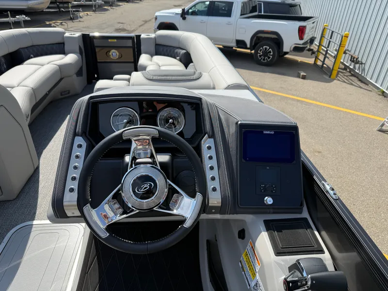 Slide: The Image of Barletta Lusso 25UC 2025 - 11