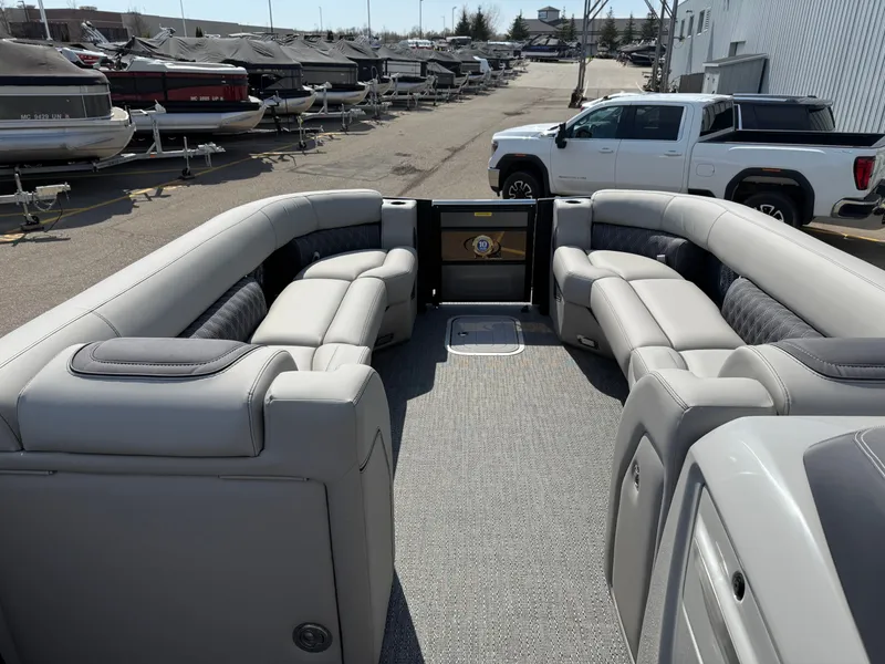 Slide: The Image of Barletta Lusso 25UC 2025 - 14