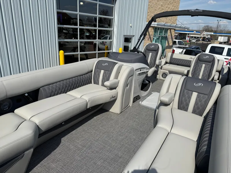 Slide: The Image of Barletta Lusso 25UC 2025 - 19