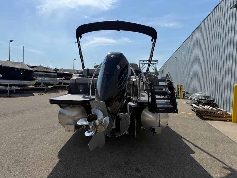 Slide: The Image of Barletta Lusso 25UC 2025 - 4