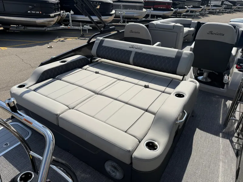 Slide: The Image of Barletta Lusso 25UC 2025 - 9