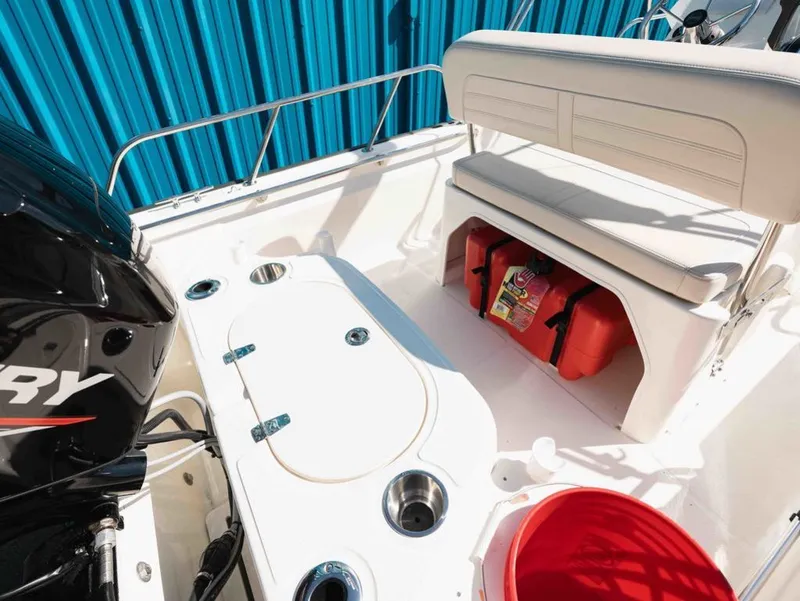 Slide: The Image of Boston Whaler 150 Montauk 2025 - 5