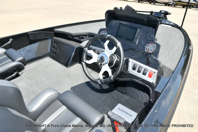 Slide: The Image of Nitro Z18 Pro 2026 - 32