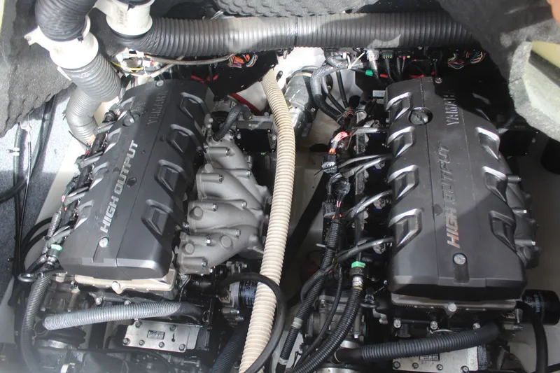 Slide: The Image of Yamaha SX240 2016 - 20