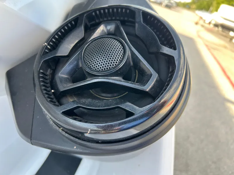 Slide: The Image of Close-up of a 2020 Sea-Doo FISH PRO 170 speaker grille. - 21