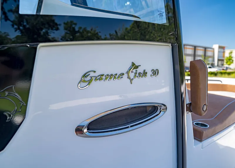 Slide: The Image of Sea Hunt Gamefish 30 Coffin Box 2026 - 14