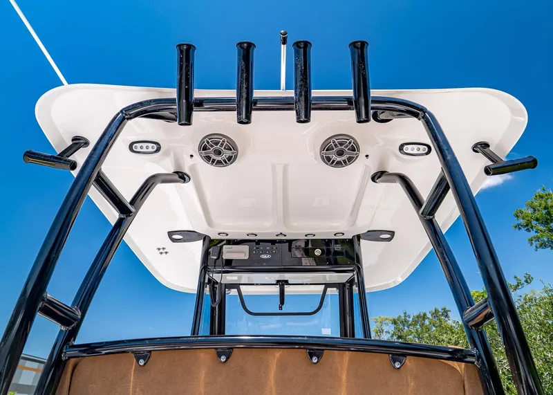 Slide: The Image of Sea Hunt Gamefish 30 Coffin Box 2026 - 19