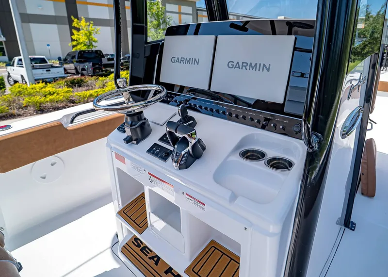 Slide: The Image of Sea Hunt Gamefish 30 Coffin Box 2026 - 20