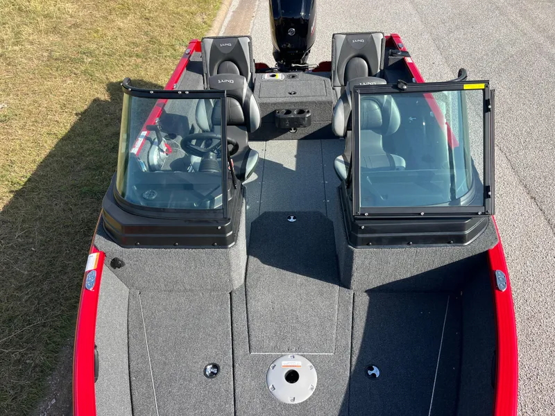 Slide: The Image of Lund 1675 Adventure Sport 2024 - 59