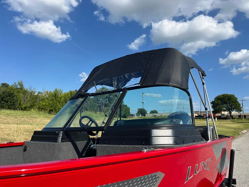 Slide: The Image of Lund 1675 Adventure Sport 2024 - 64