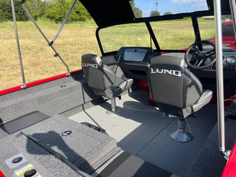 Slide: The Image of Lund 1675 Adventure Sport 2024 - 71