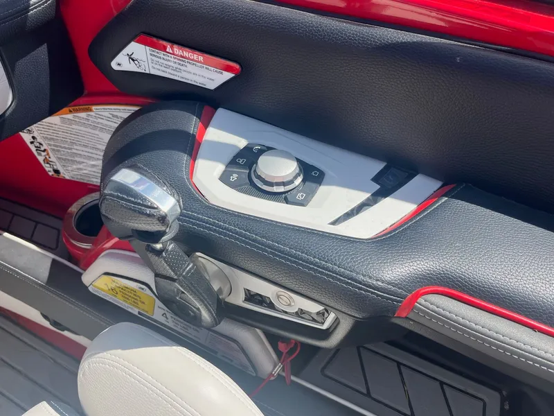 Slide: The Image of Correct Craft G23 2018 - 29