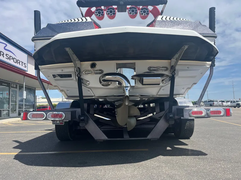 Slide: The Image of Correct Craft G23 2018 - 5