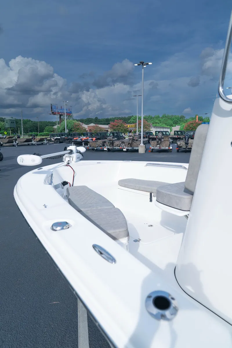 Slide: The Image of Sea Pro 199 CC 2023 - 20