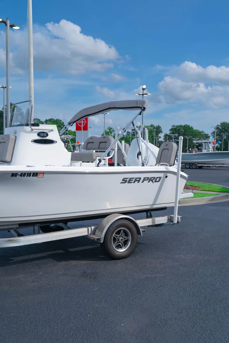 Slide: The Image of Sea Pro 199 CC 2023 - 3