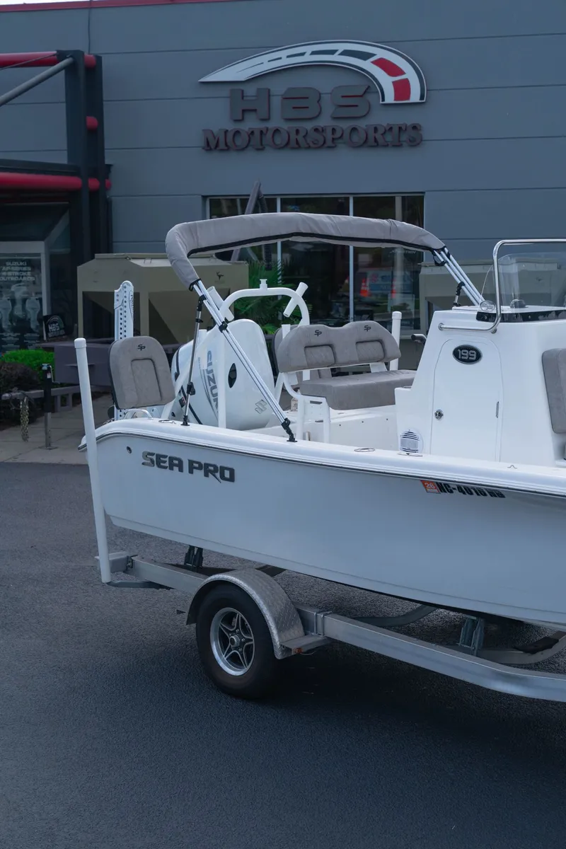 Slide: The Image of Sea Pro 199 CC 2023 - 30