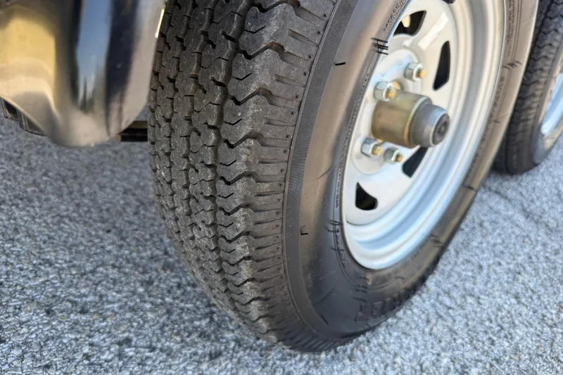 Slide: The Image of Close-up of a 2025 Flagship F22CU SPORT TOON tire on asphalt. - 77