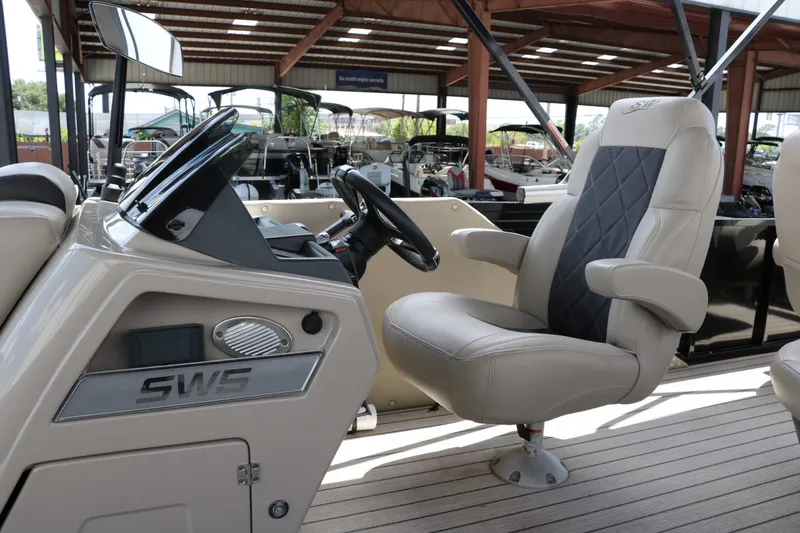 Slide: The Image of Silver Wave 2410 SW5 RLP 2022 - 19