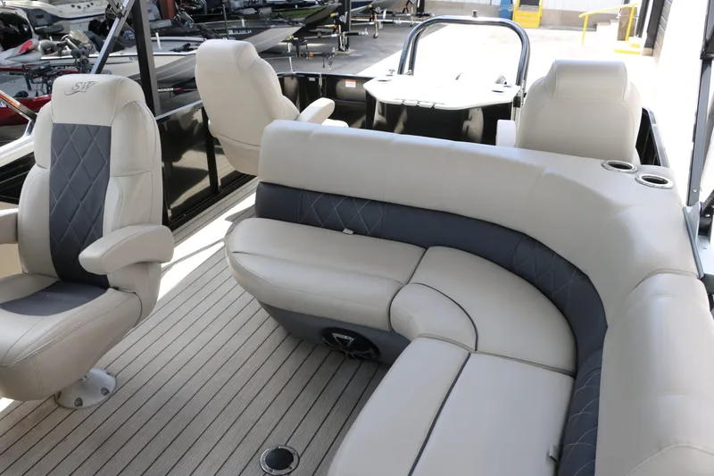 Slide: The Image of Silver Wave 2410 SW5 RLP 2022 - 20