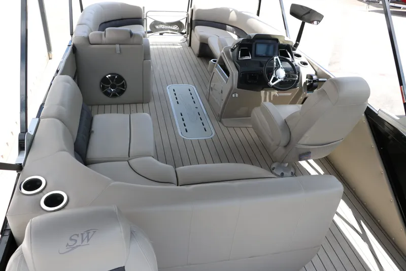 Slide: The Image of Silver Wave 2410 SW5 RLP 2022 - 27