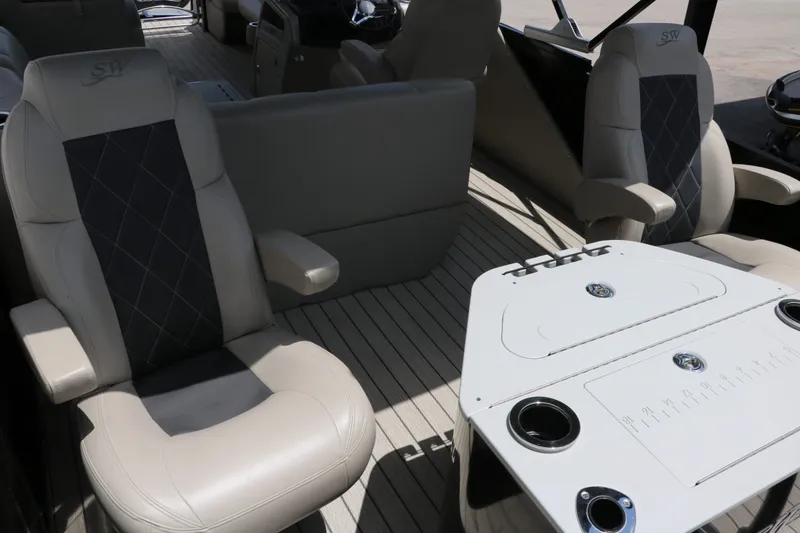 Slide: The Image of Silver Wave 2410 SW5 RLP 2022 - 28