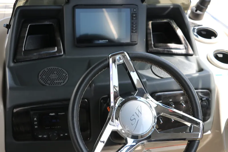 Slide: The Image of Silver Wave 2410 SW5 RLP 2022 - 33