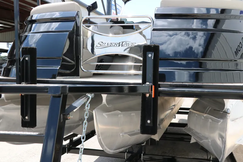 Slide: The Image of Silver Wave 2410 SW5 RLP 2022 - 9