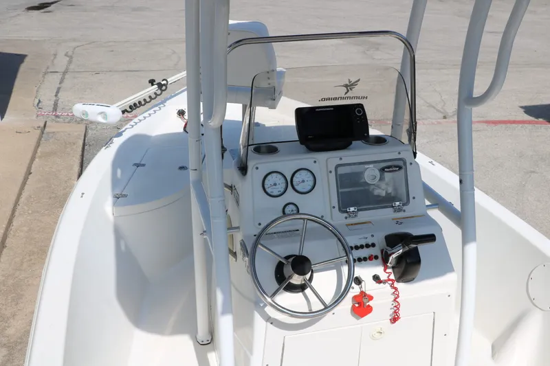 Slide: The Image of NauticStar 1810 Nautic Bay 2009 - 15