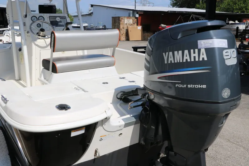 Slide: The Image of NauticStar 1810 Nautic Bay 2009 - 9